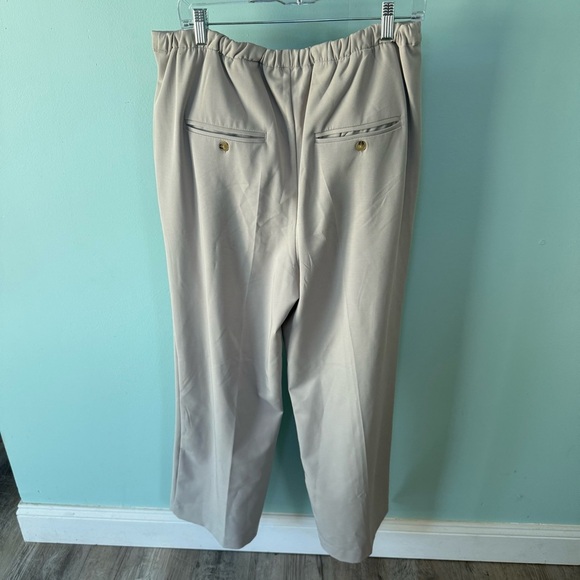 Free People Light Gray Pants with Metallic Accent - Picture 5 of 7